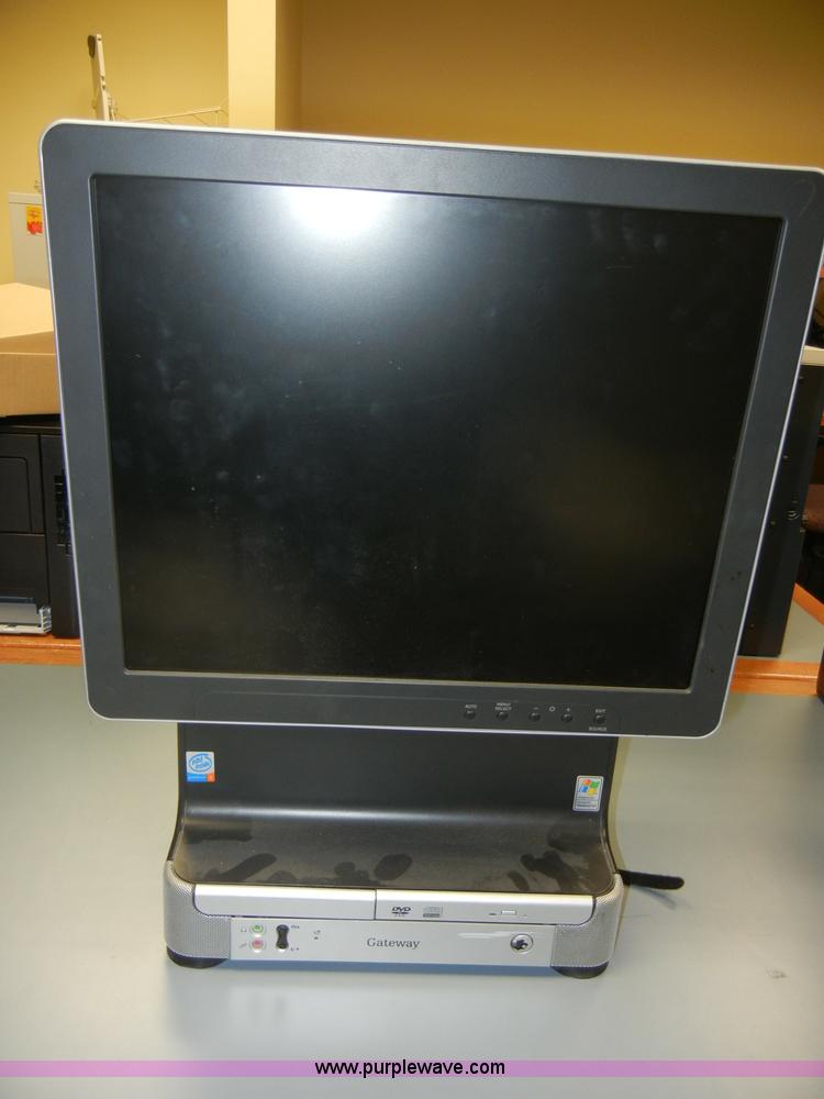 image for item N9565 (92) assorted Dell and Gateway towers