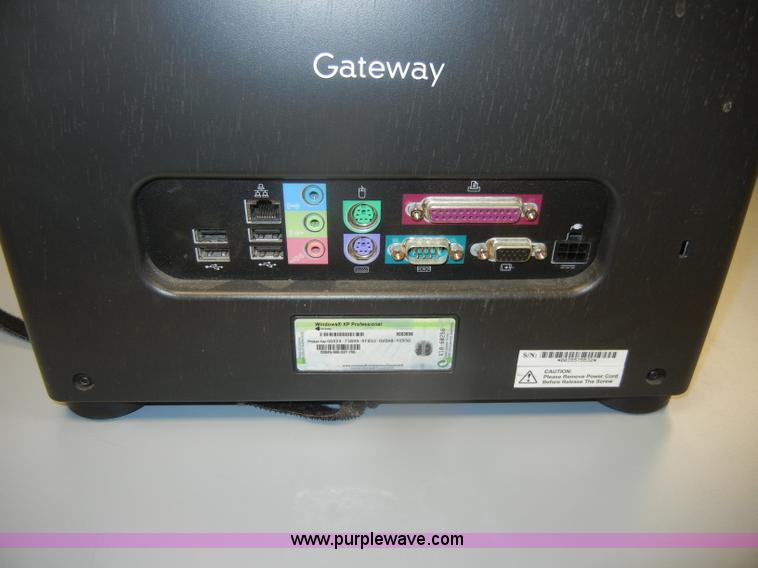 image for item N9565 (92) assorted Dell and Gateway towers