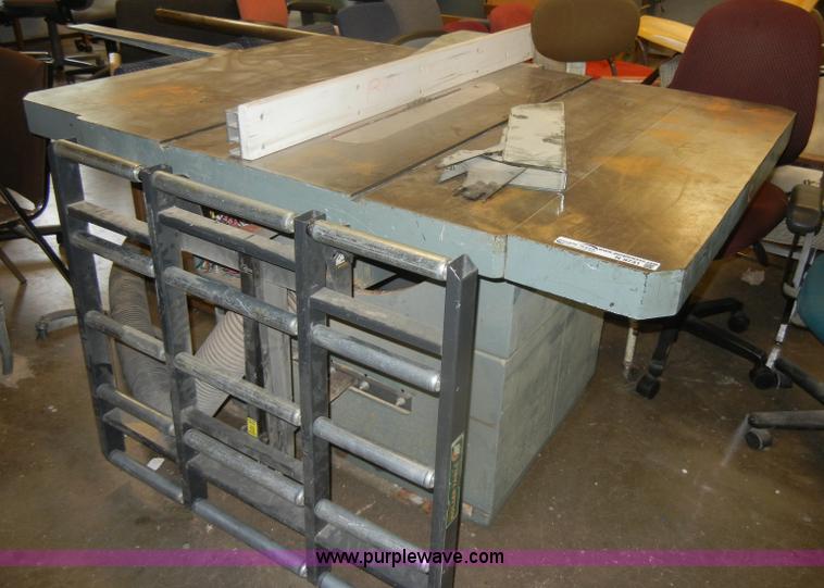 1989 Invicta Delta table saw with 