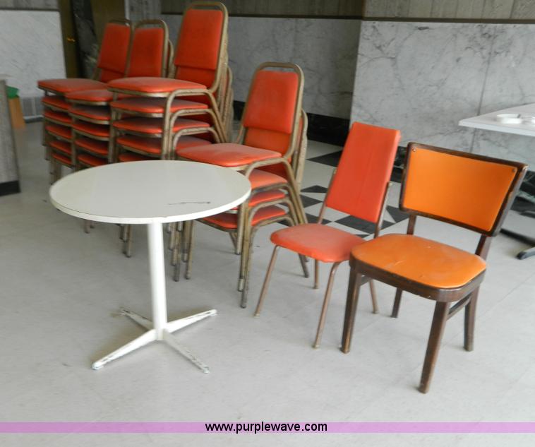 image for item T9374 Assorted furniture