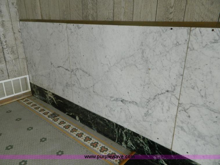 image for item T9375 Marble wall covering