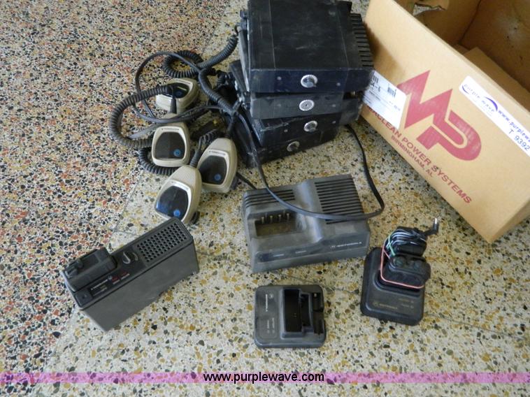 image for item T9392 (4) Motorola business band mobile radios and pagers