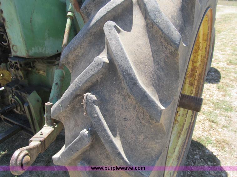 image for item B2832 1961 John Deere 3010 tractor