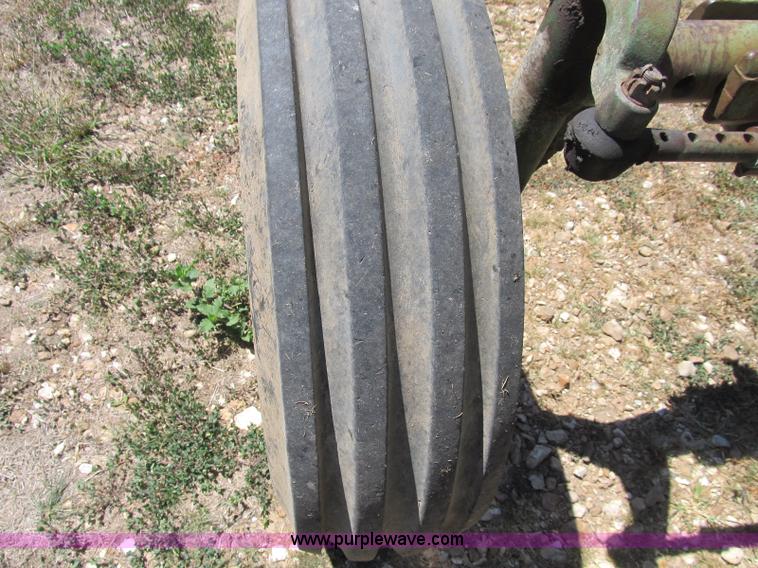 image for item B2832 1961 John Deere 3010 tractor