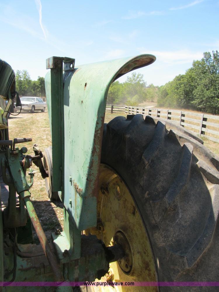 image for item B2832 1961 John Deere 3010 tractor
