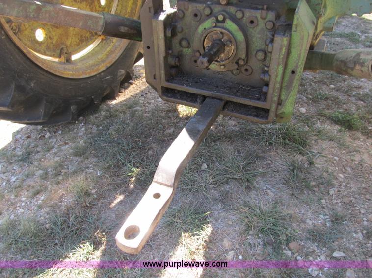 image for item B2832 1961 John Deere 3010 tractor