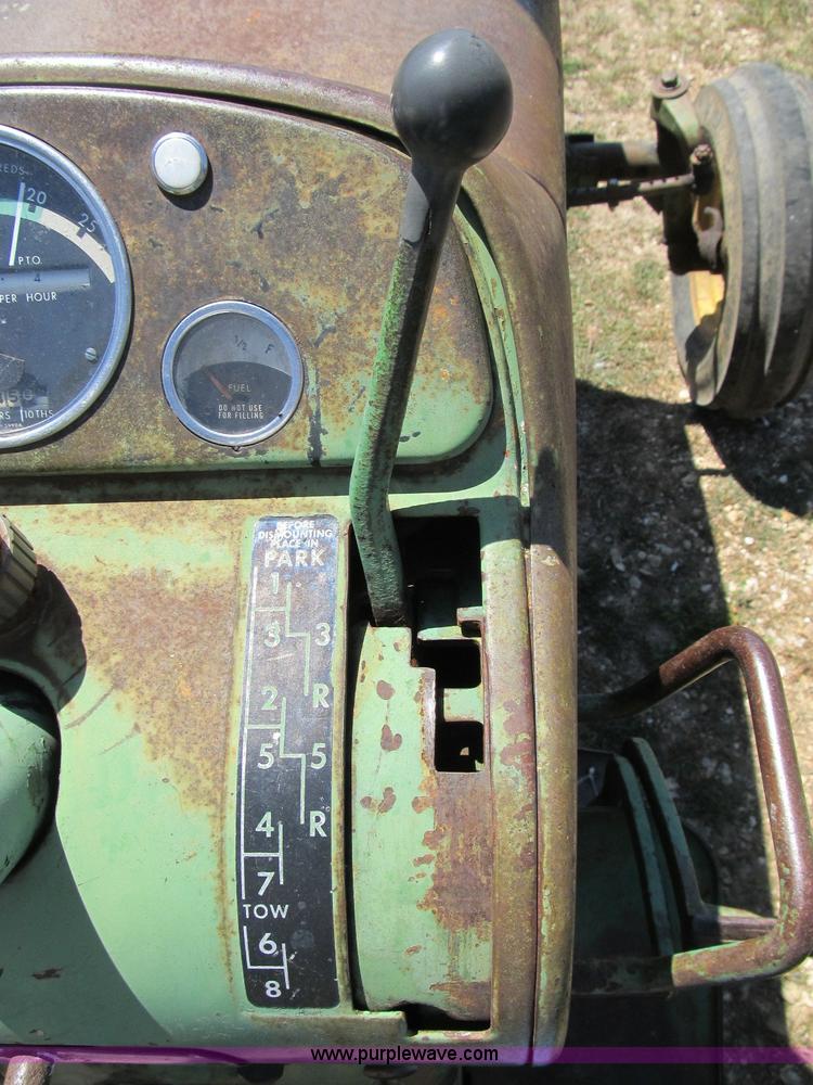 image for item B2832 1961 John Deere 3010 tractor