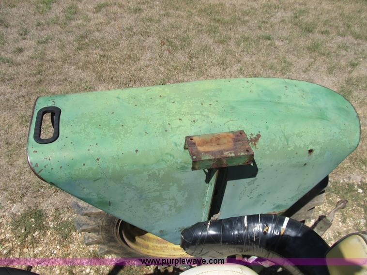 image for item B2832 1961 John Deere 3010 tractor