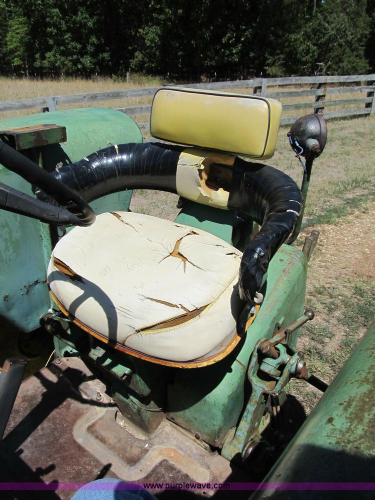 image for item B2832 1961 John Deere 3010 tractor