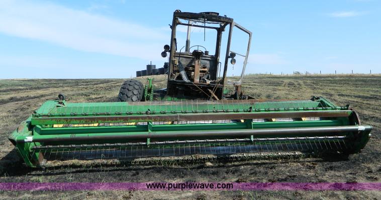 image for item B3852 John Deere 3830 swather