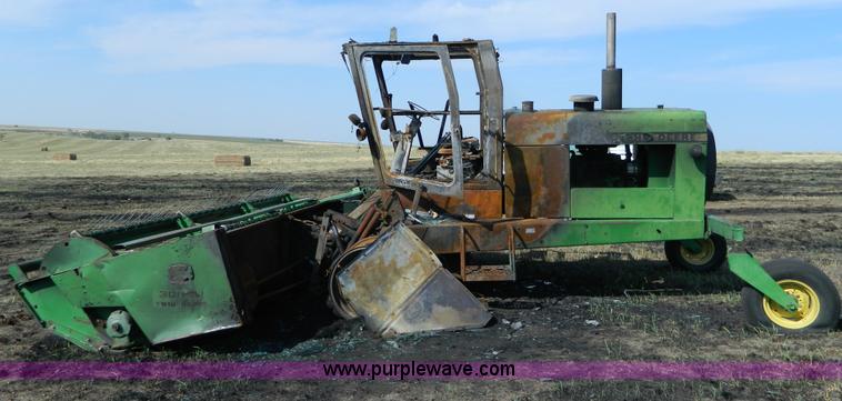 image for item B3852 John Deere 3830 swather