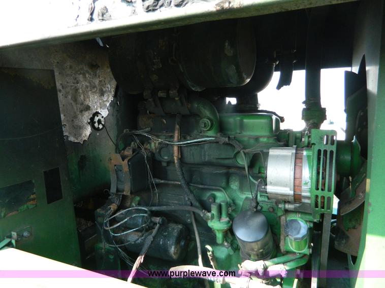 image for item B3852 John Deere 3830 swather