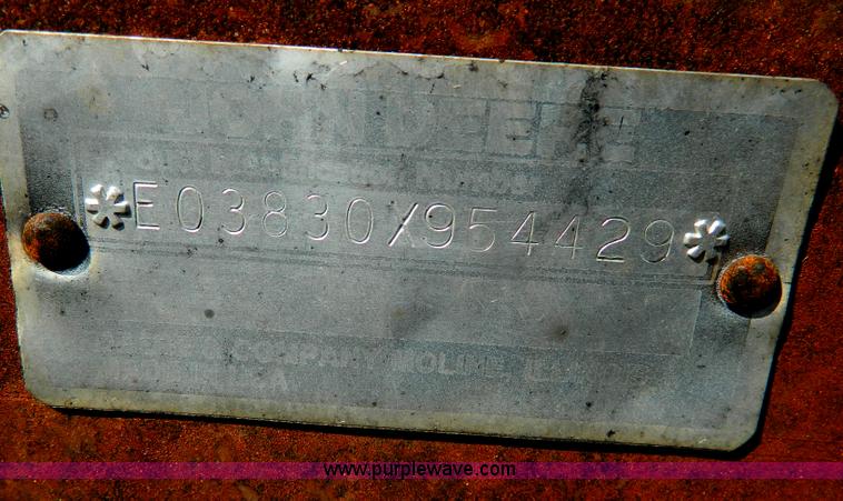 image for item B3852 John Deere 3830 swather