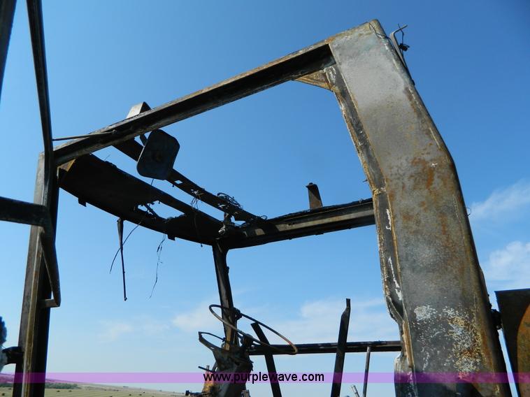 image for item B3852 John Deere 3830 swather