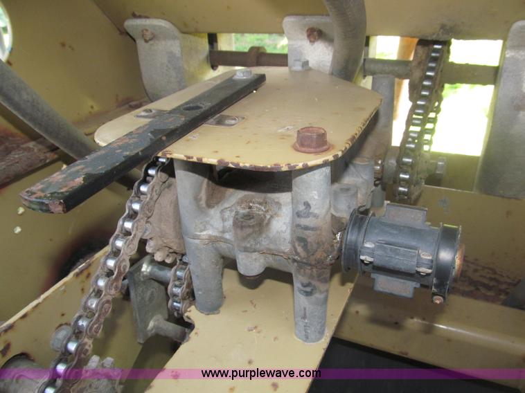 image for item B5172 Land Pride PSN2096 drill seeder