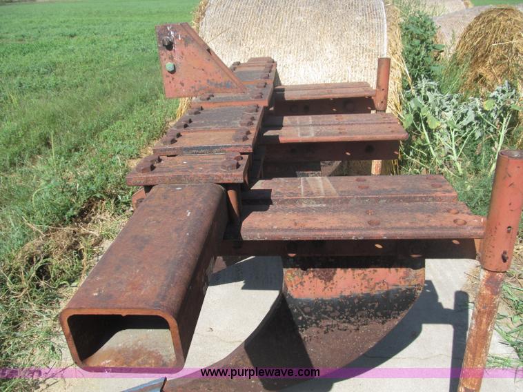 image for item B5173 Year Round Cab Co. 30" chisel plow