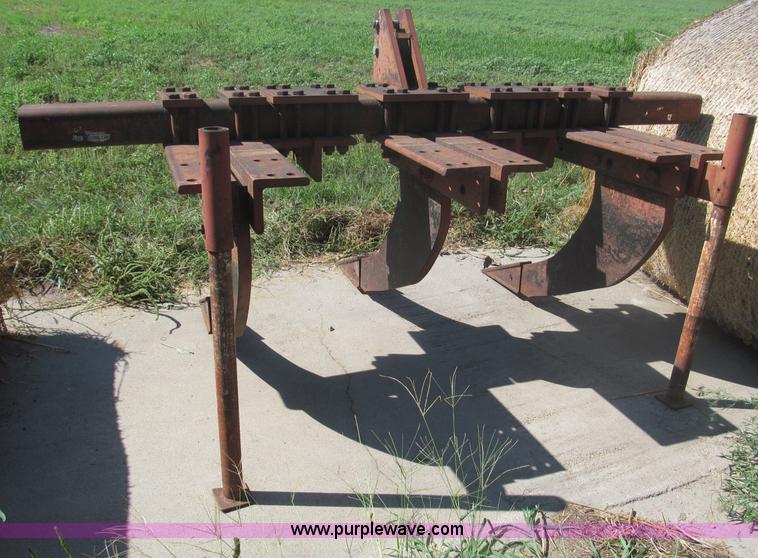 image for item B5173 Year Round Cab Co. 30" chisel plow