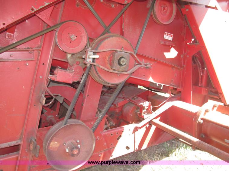 image for item B5208 1980 International 1460 Axial-Flo combine