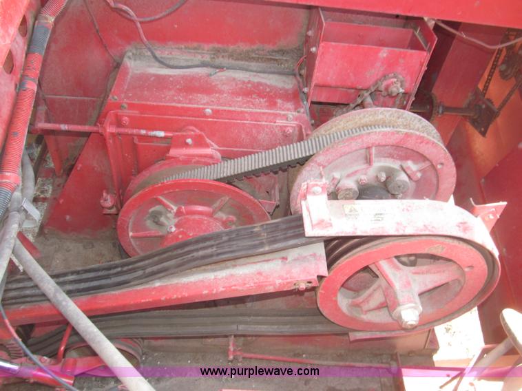 image for item B5208 1980 International 1460 Axial-Flo combine