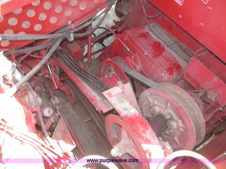 image for item B5208 1980 International 1460 Axial-Flo combine