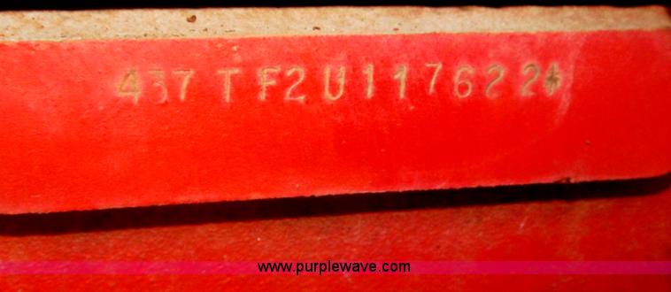 image for item B5208 1980 International 1460 Axial-Flo combine