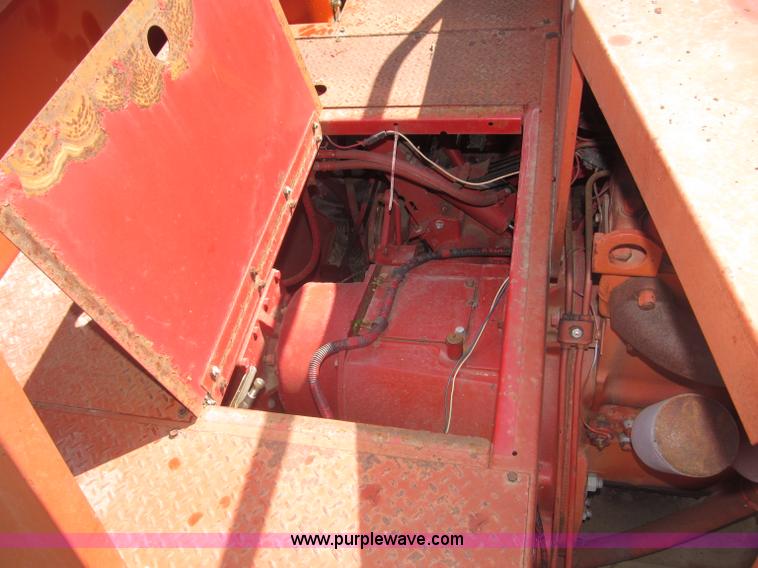 image for item B5208 1980 International 1460 Axial-Flo combine