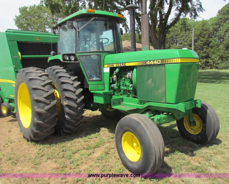 image for item B7410 1980 John Deere 4440 tractor