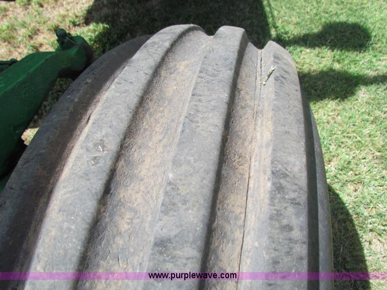 image for item B7410 1980 John Deere 4440 tractor