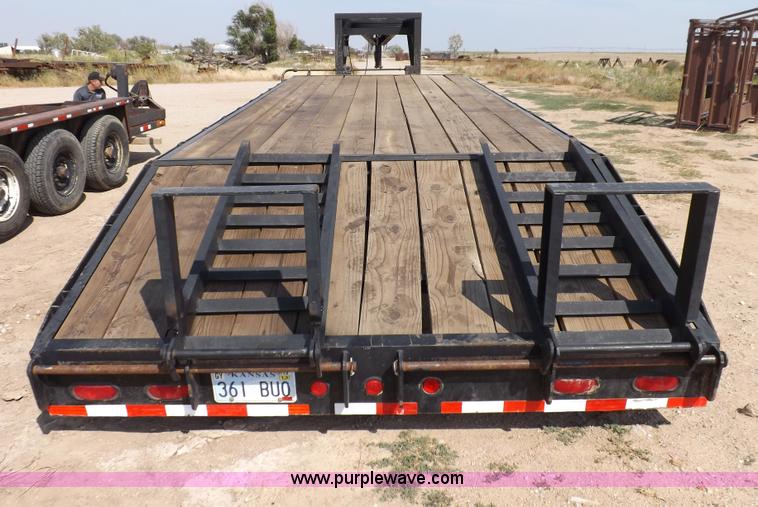 image for item B7482 2009 shop built 25' gooseneck trailer