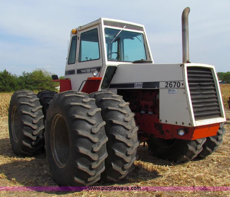 image for item B7486 Case 2670 Traction King tractor
