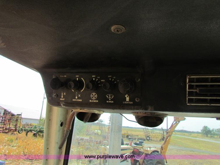 image for item B7486 Case 2670 Traction King tractor