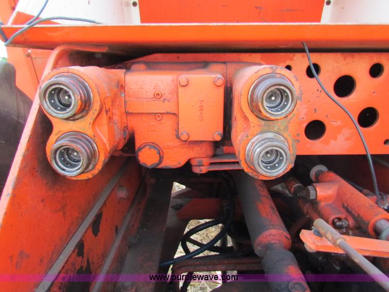 image for item B7486 Case 2670 Traction King tractor