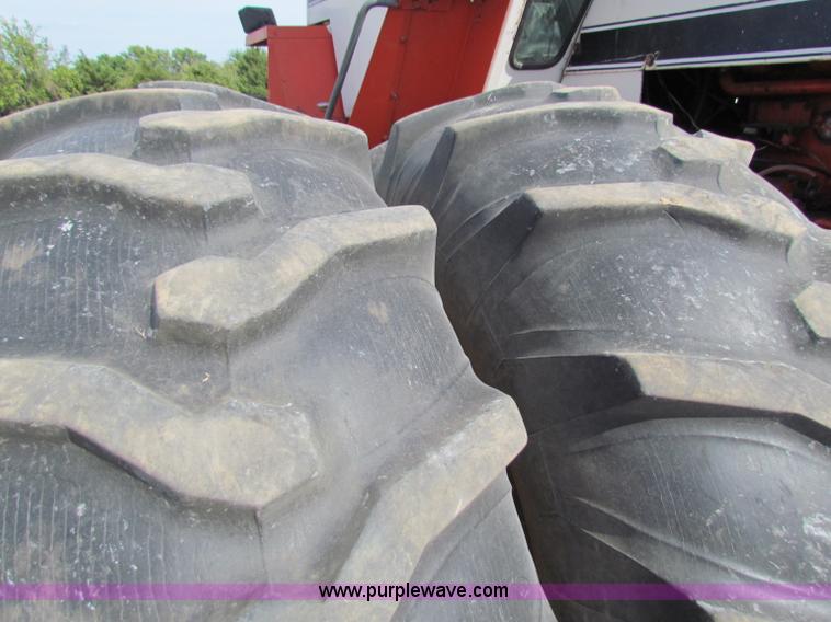 image for item B7486 Case 2670 Traction King tractor