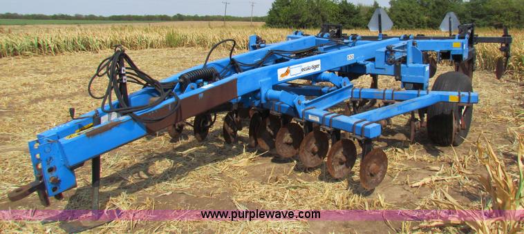 image for item B7491 DMI Ecolo-Tiger 12' disk ripper