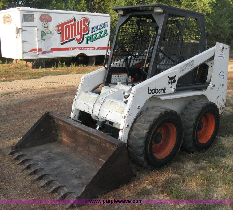 image for item B8001 1995 Bobcat 751C skid steer