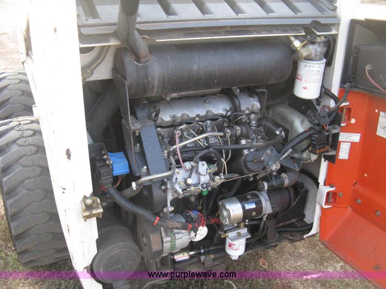 image for item B8001 1995 Bobcat 751C skid steer