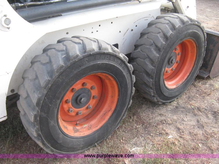 image for item B8001 1995 Bobcat 751C skid steer