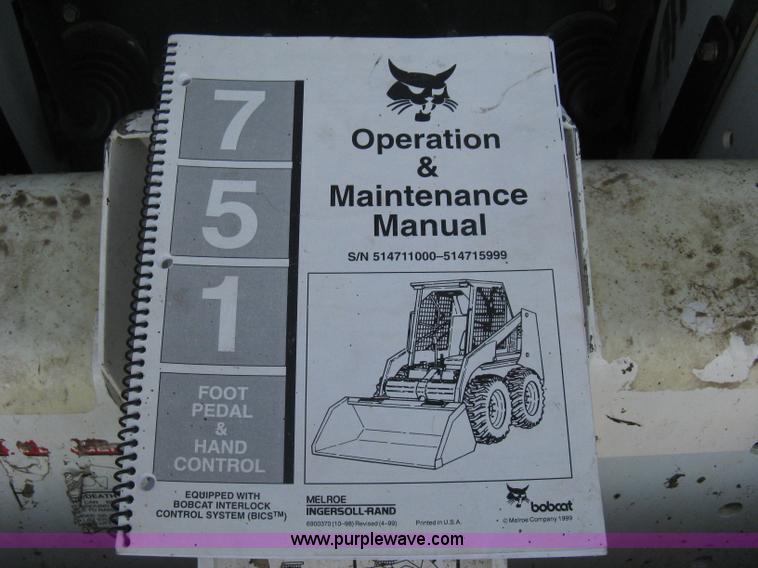 image for item B8001 1995 Bobcat 751C skid steer