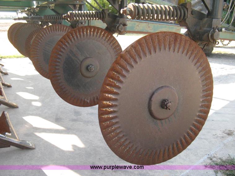 image for item B8006 2002 Baker 425-6 inline ripper