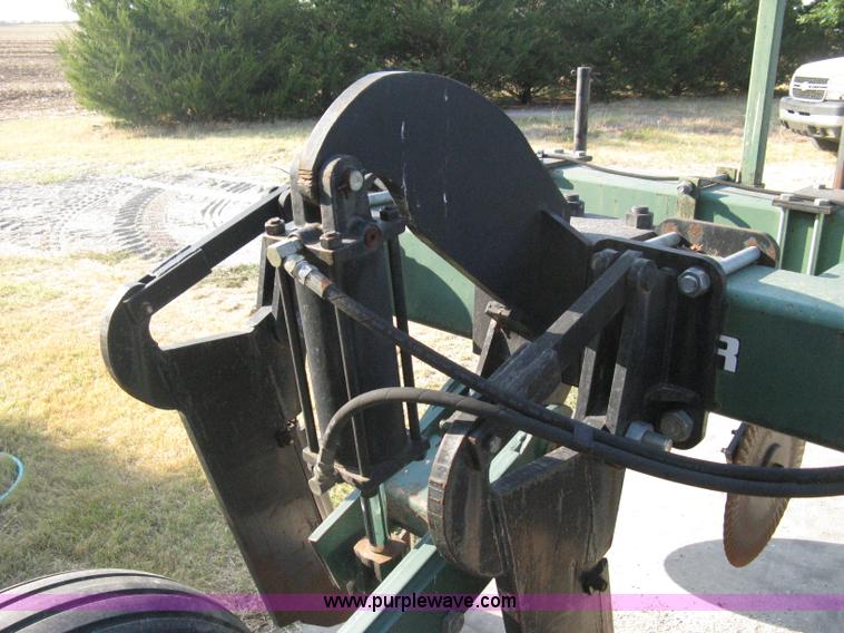 image for item B8006 2002 Baker 425-6 inline ripper