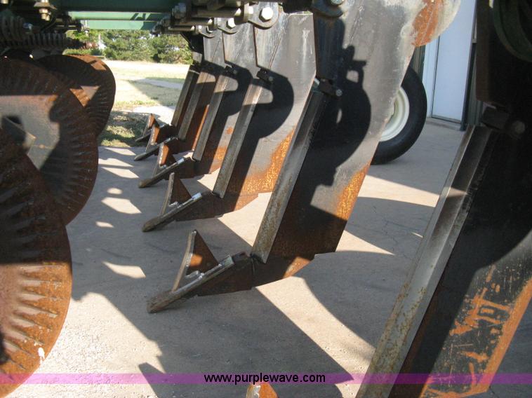 image for item B8006 2002 Baker 425-6 inline ripper