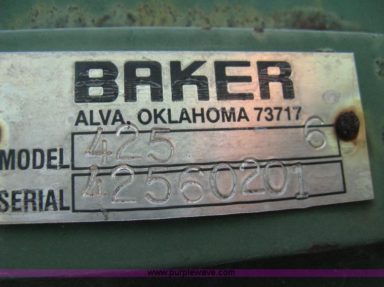 image for item B8006 2002 Baker 425-6 inline ripper