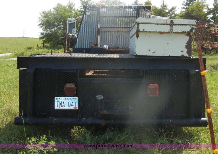 image for item D4630 1984 Chevrolet Kodiak C60 truck