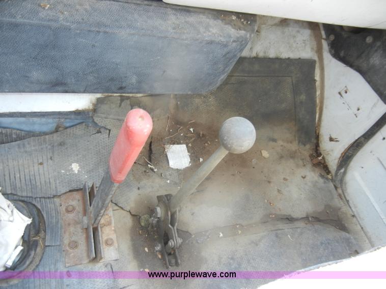 image for item D4630 1984 Chevrolet Kodiak C60 truck