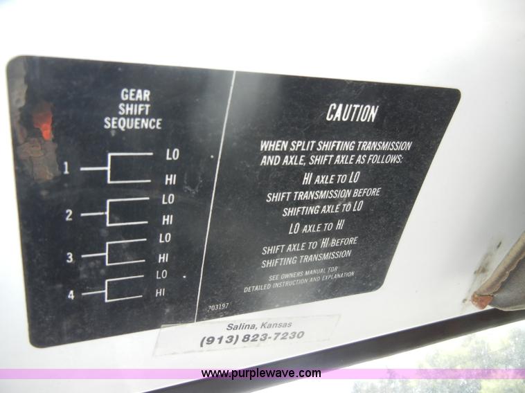 image for item D4630 1984 Chevrolet Kodiak C60 truck