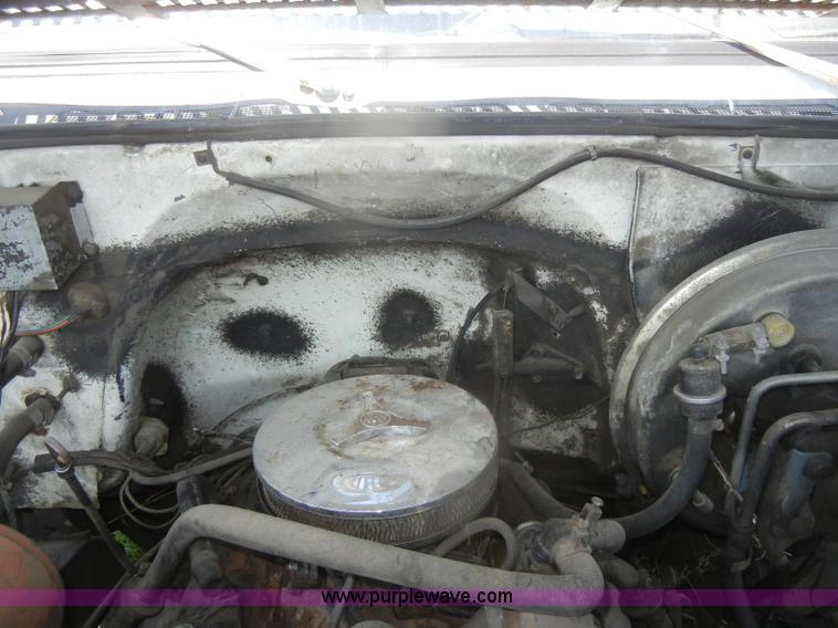 image for item D4630 1984 Chevrolet Kodiak C60 truck