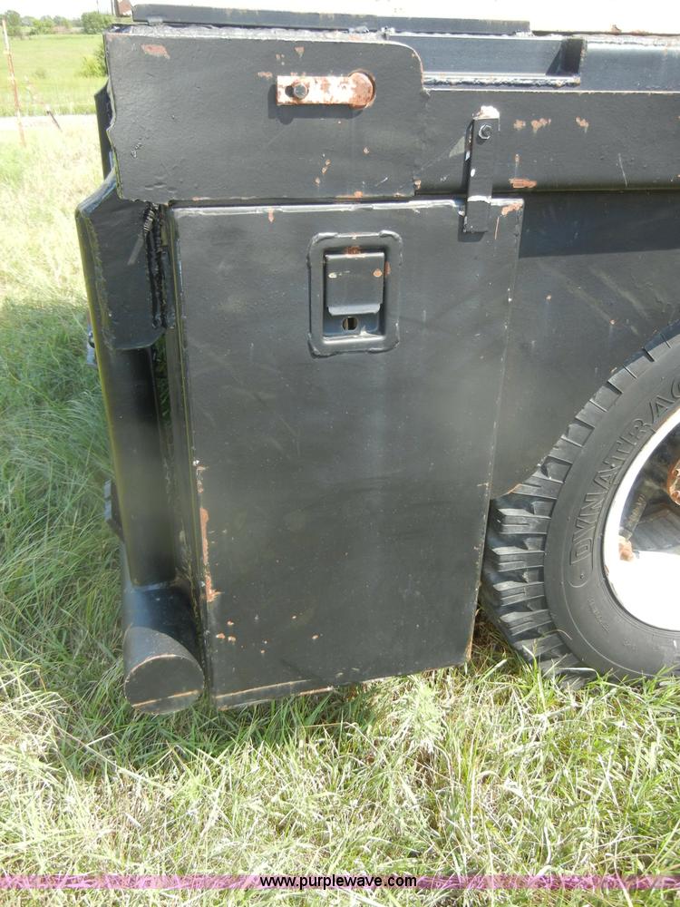 image for item D4630 1984 Chevrolet Kodiak C60 truck