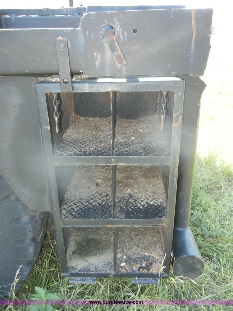 image for item D4630 1984 Chevrolet Kodiak C60 truck