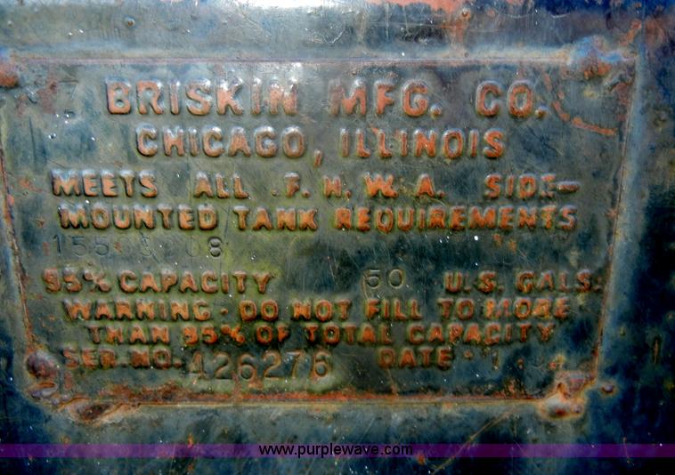 image for item D4630 1984 Chevrolet Kodiak C60 truck