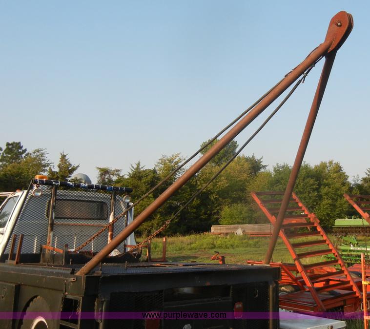 image for item D4630 1984 Chevrolet Kodiak C60 truck